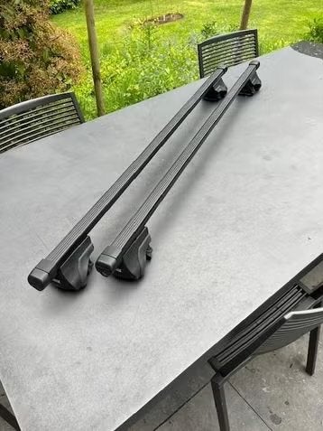 Dakdragers Thule + dakkoffer, Autos : Pièces & Accessoires, Autres pièces automobiles, Enlèvement, Utilisé, BMW