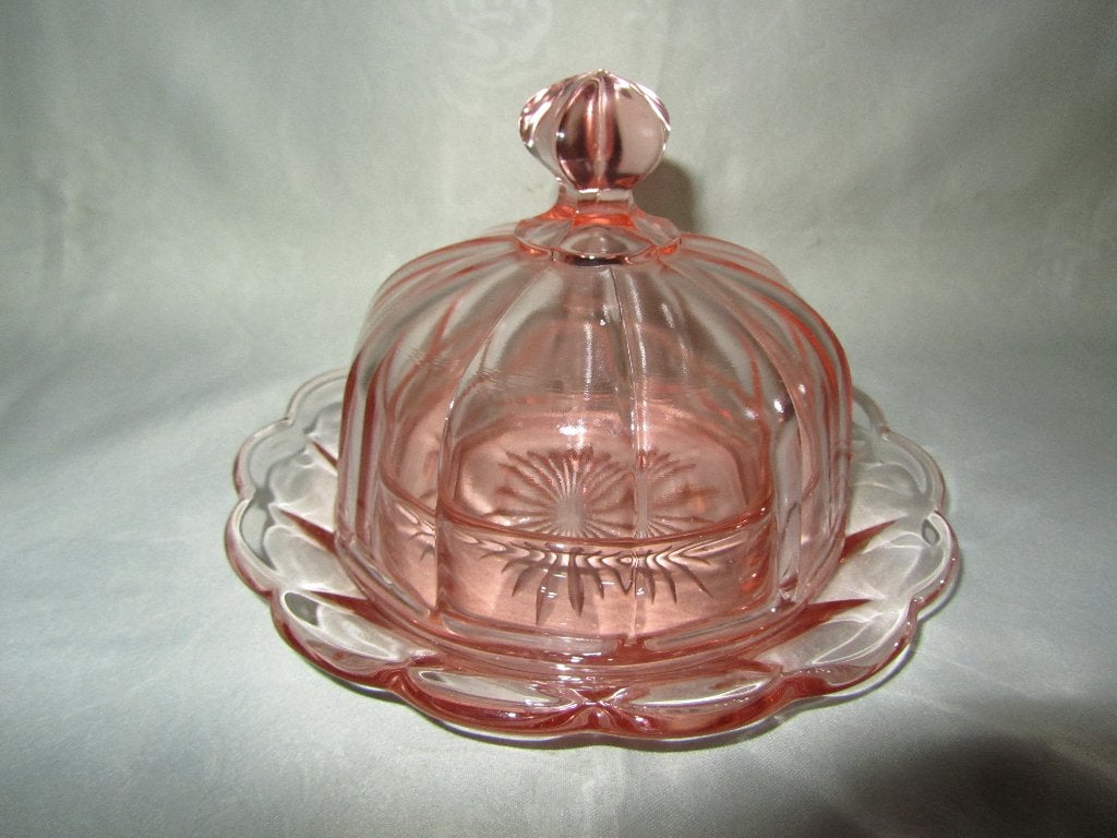 Joli beurrier rose en verre moulé!, Antiquités & Art, Enlèvement ou Envoi
