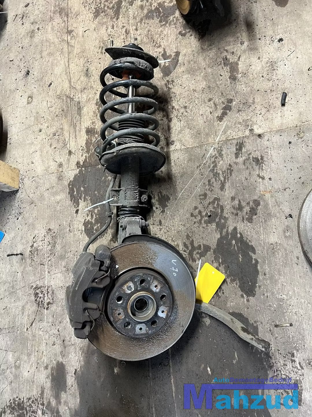 VOLVO V70 2.4D links voor veerpoot fusee remklauw 1999-2006, Gebruikt, Gunnar Engellaus vag 8
405 31  Gothenburg, SE, Info@volvocars.com