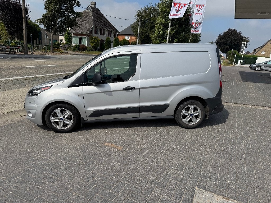Ford Transit Connect Benzine 2016 90000km 8900€, Auto's, Bestelwagens en Lichte vracht, Voorwielaandrijving, Stof, 4 cilinders