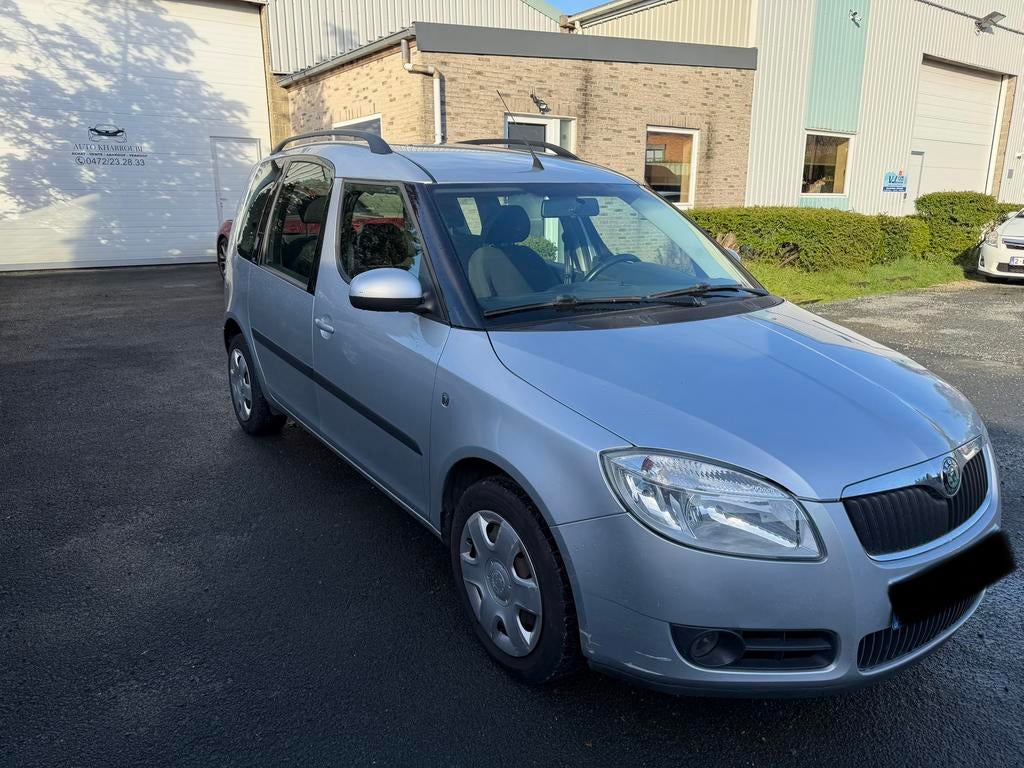Skoda roomster 1.4 essence pret a immatriucler, Argent ou Gris, Achat, 63 kW, Entreprise