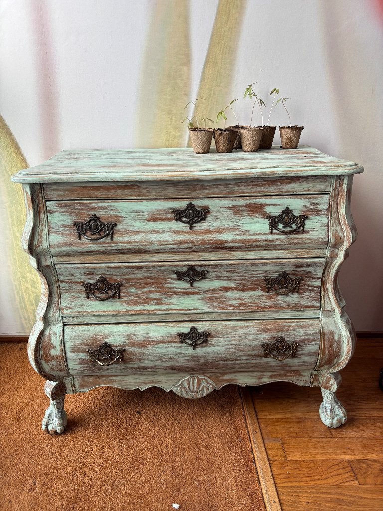 Antiek buikkastje in bohemian style, Ophalen
