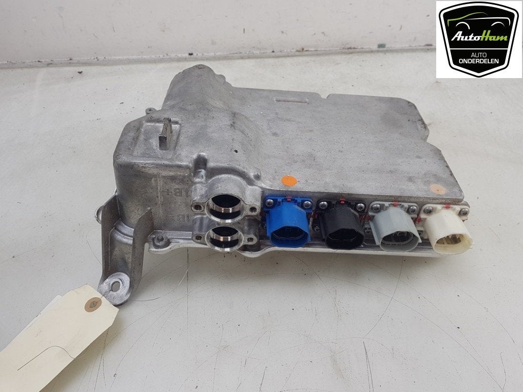 REGULATEUR DE TENSION Tesla Model S (01-2012/02-2016), Germany_Sales@tesla.com, Utilisé, Autres marques automobiles, Ludwig-Prandtl-Straße 27 - 29
12526  Berlin, DE