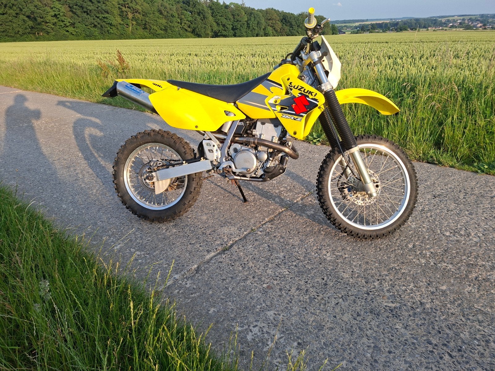 Suzuki drz 400 e