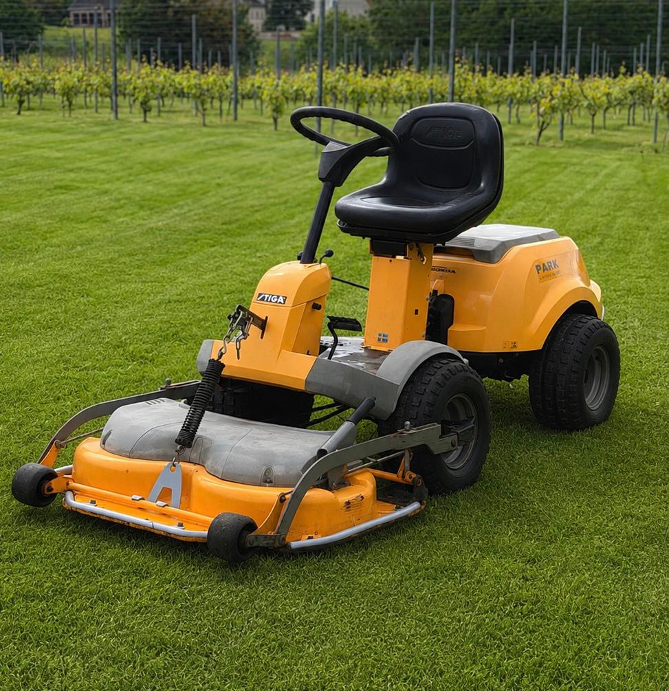 STIGA PARK Compact Silent Honda Motor – Slechts 187 Uren!, Ophalen, Gebruikt, Mulchfunctie, 90 tot 120 cm