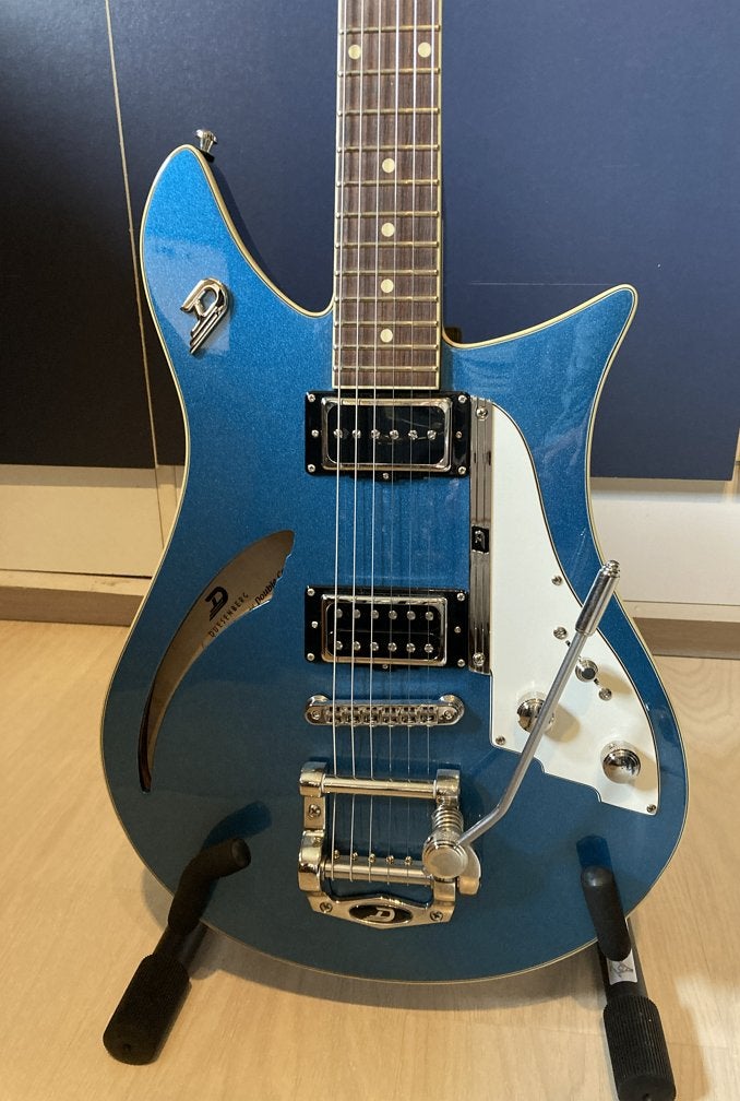 Duesenberg Double Cat (7/2024), Musique & Instruments, Instruments à corde | Guitares | Électriques, Comme neuf, Semi-solid body