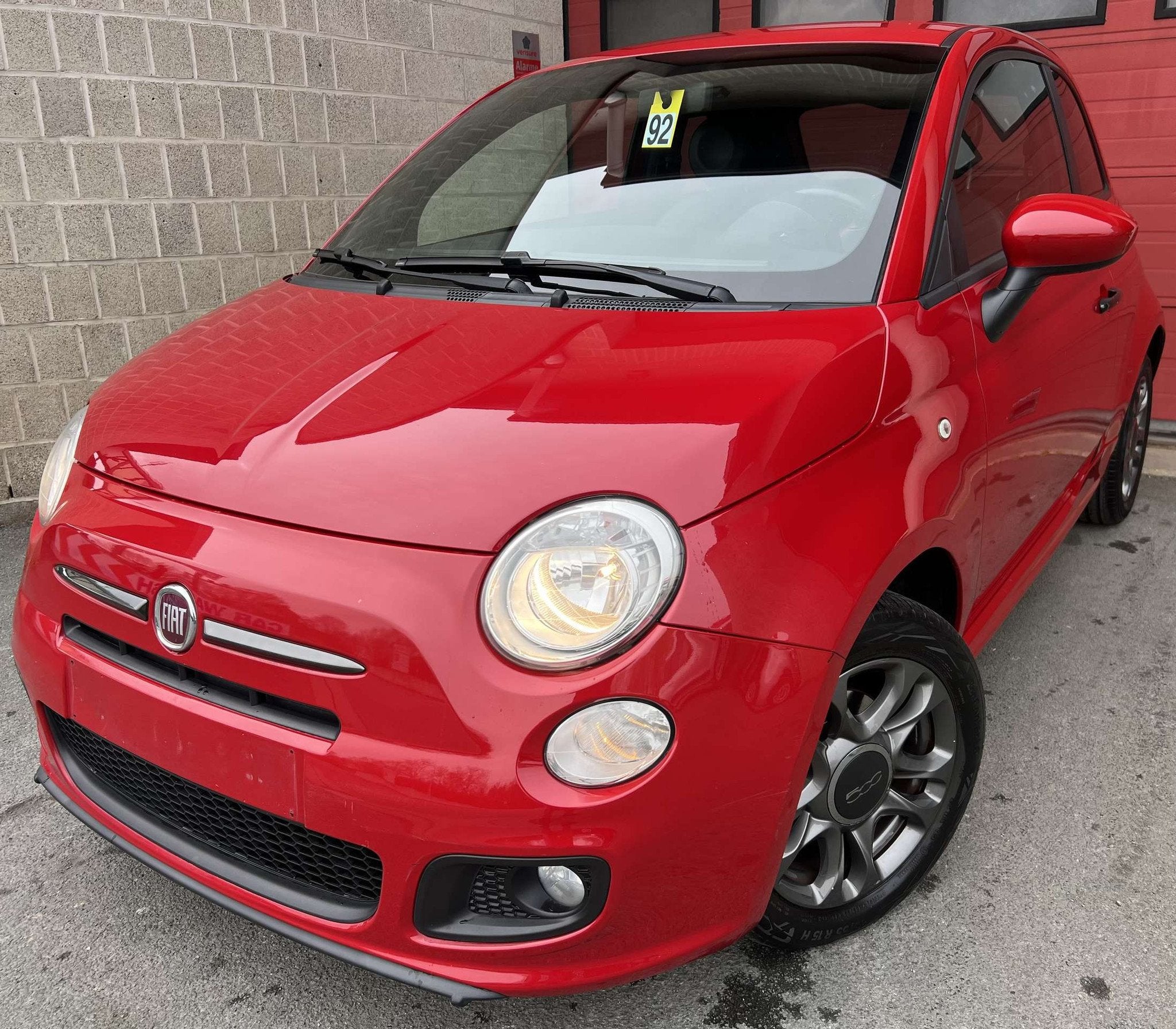 Fiat 500 1.4i Sport + CLIM + CAR-PASS + JANTES (bj 2013), Auto's, Fiat, Gebruikt, 4 cilinders, 149 g/km, Multifunctioneel stuurwiel