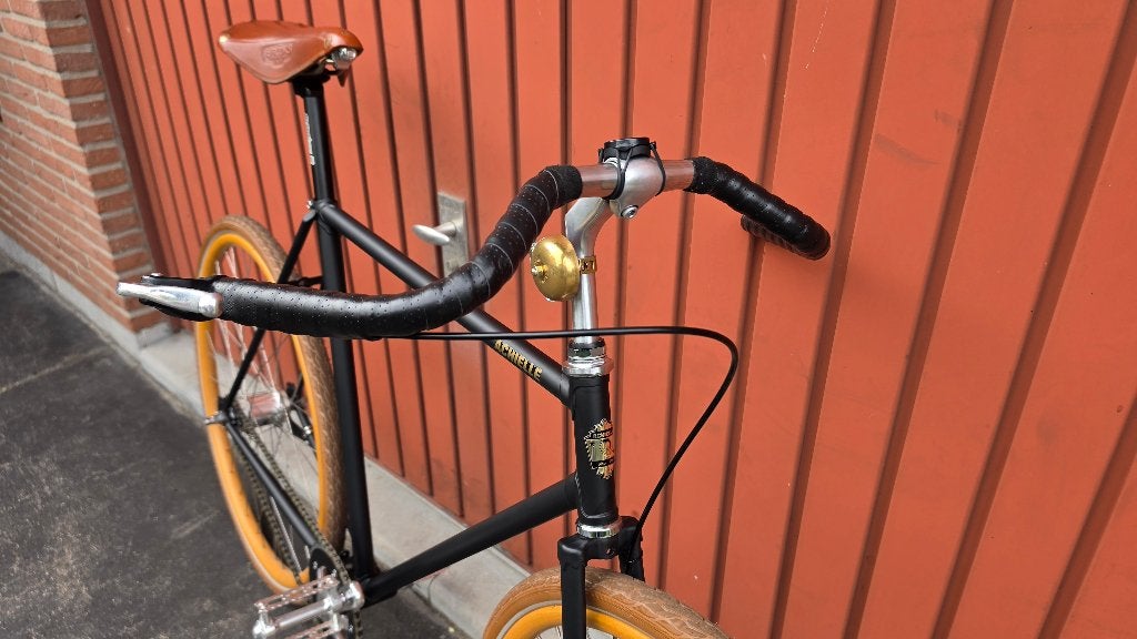 Vélo Achielle modèle Sam rétro roues bois, Terugtraprem, Versnellingen, Zo goed als nieuw, Ophalen