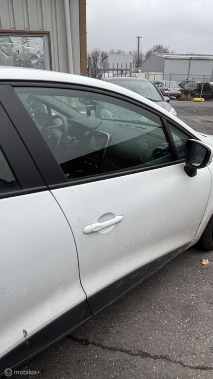 Voordeur rechts rechtsvoor wit Renault Clio IV ('12-'19), Renault, Enlèvement, Utilisé, Porte