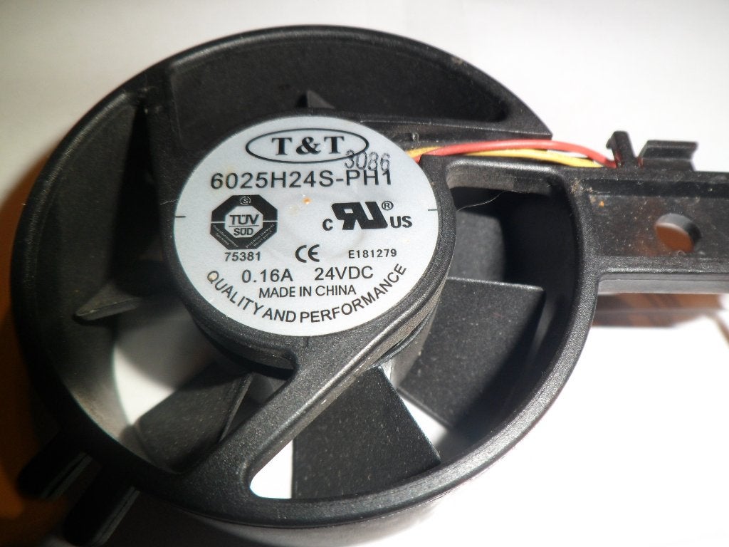 Ventilateur refroidissement T&T, 6025H24S-PH1, 24 VDC/0,16A, Informatique & Logiciels, Refroidisseurs d'ordinateur, Enlèvement ou Envoi