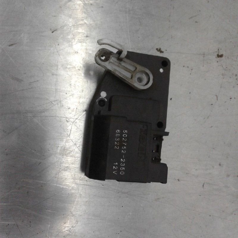 ACTIONNEUR MOTEUR VOLET CHAUFFAGE Mitsubishi L-200, Utilisé, Mitsubishi
