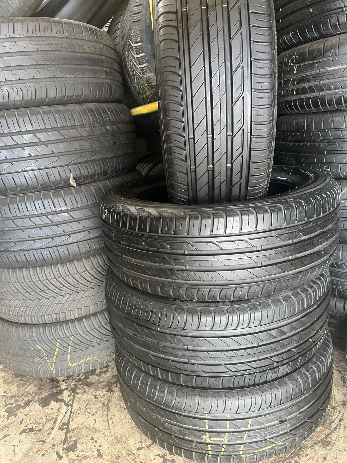 215 50 18 Bridgestone avec montage et équilibrage, Enlèvement