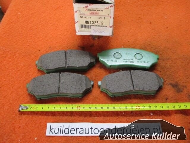 Remblokken voorzijde Mitsubishi Pajero Pinin I  Origineel Mi, Neuf, -, Mitsubishi, -