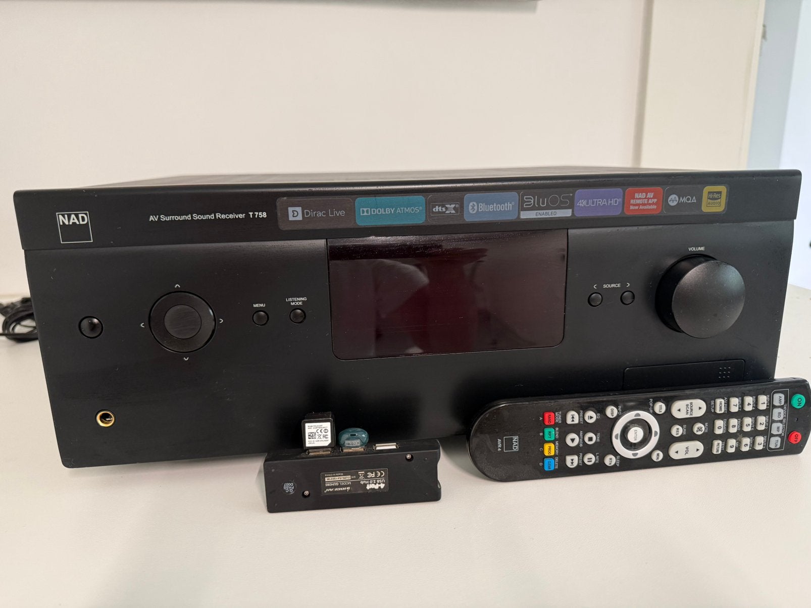 NAD.  Surround versterker. T 758., Audio, Tv en Foto, Versterkers en Ontvangers, Ophalen, Zo goed als nieuw