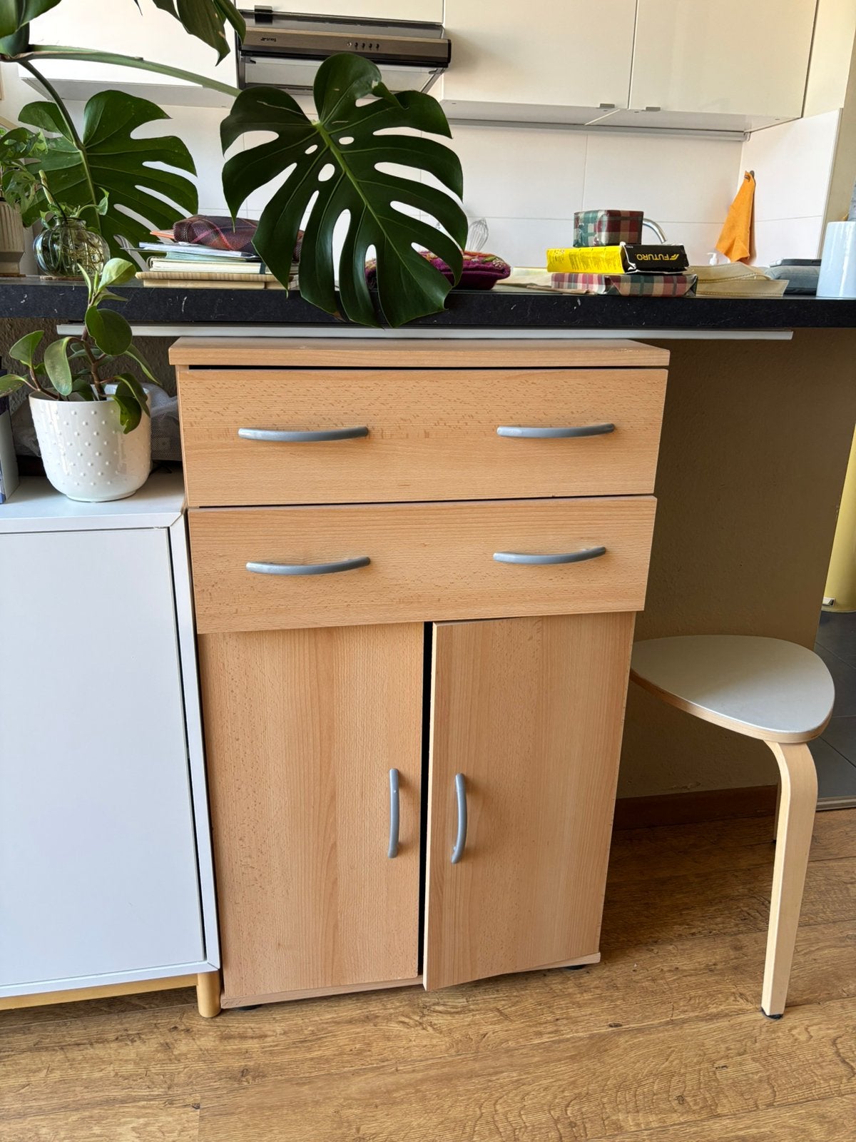 Petit armoire à donner !, 70 à 120 cm, Moins de 70 cm, Enlèvement, Utilisé