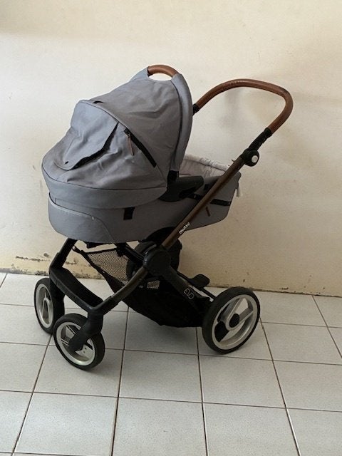 Poussette et poussette Mutsy Evo avec accessoires, Avec nacelle, Enlèvement, Utilisé, Poussette