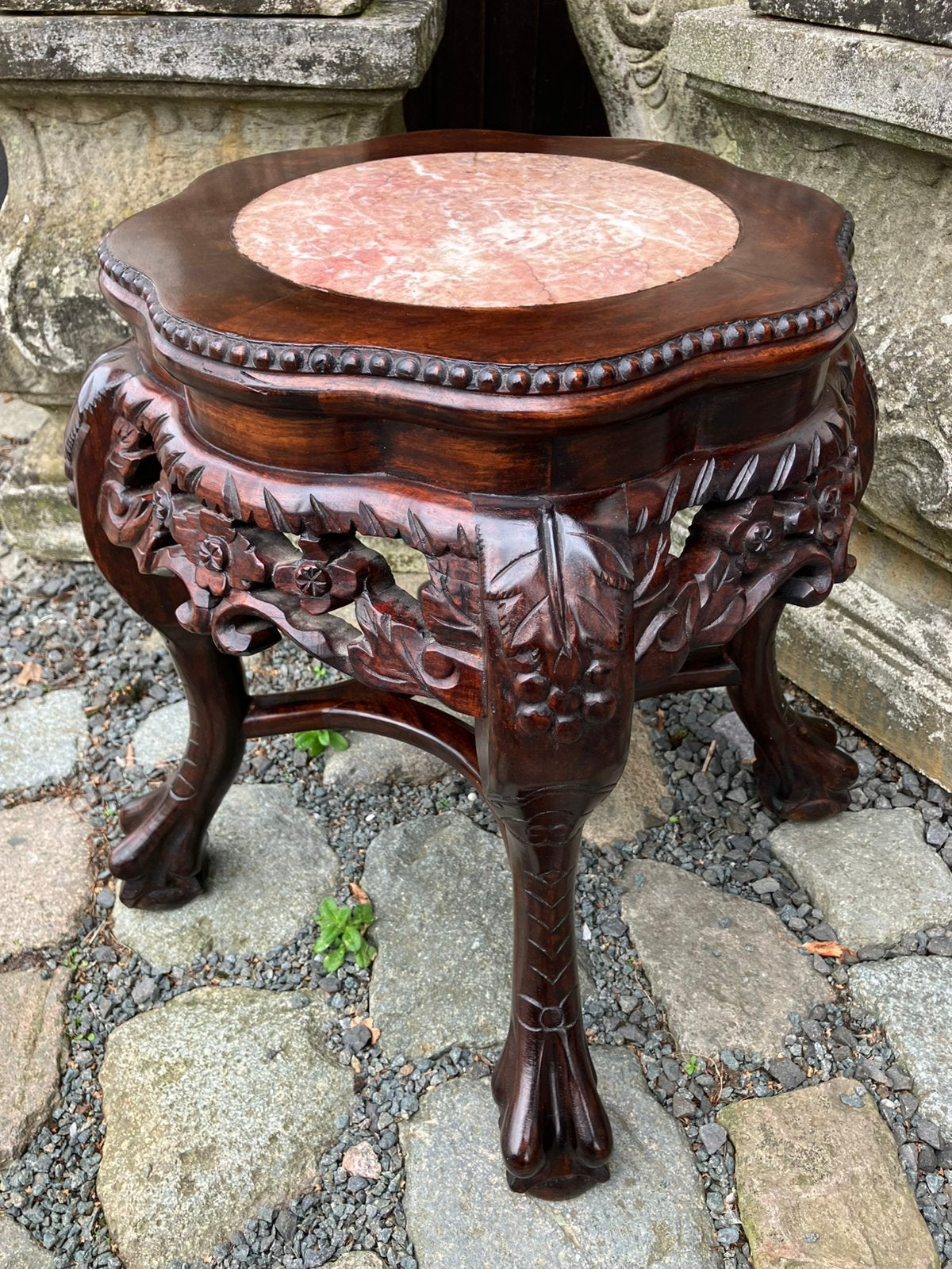 19de eeuwse Chinese hongmu plantentafel roze marmer inleg, Enlèvement