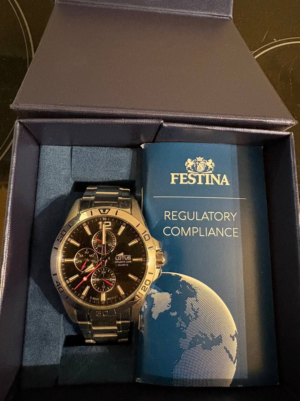 Lotus horloge 3keer gedragen, Handtassen en Accessoires, Ophalen of Verzenden, Zo goed als nieuw
