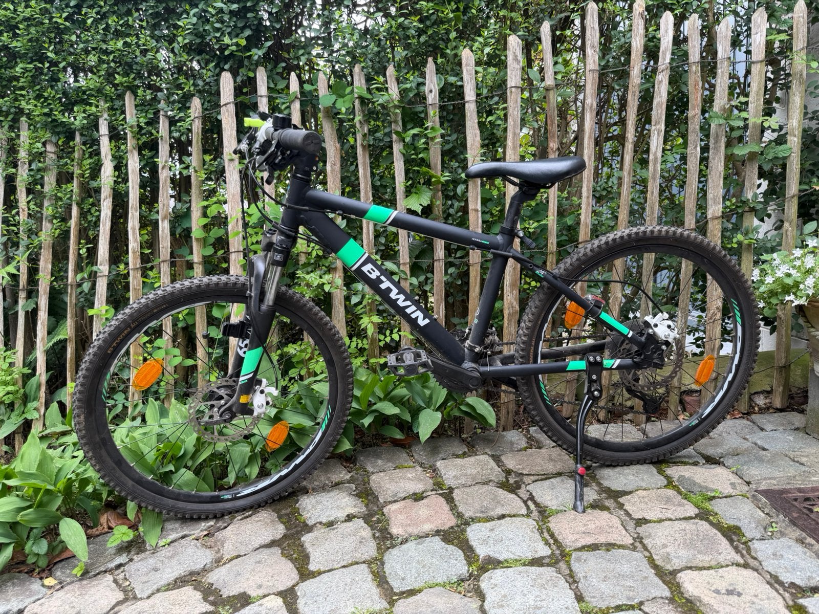 VTT Enfant B’Twin Rockrider 700 - 24 pouces - Très bon état, Enlèvement, Comme neuf