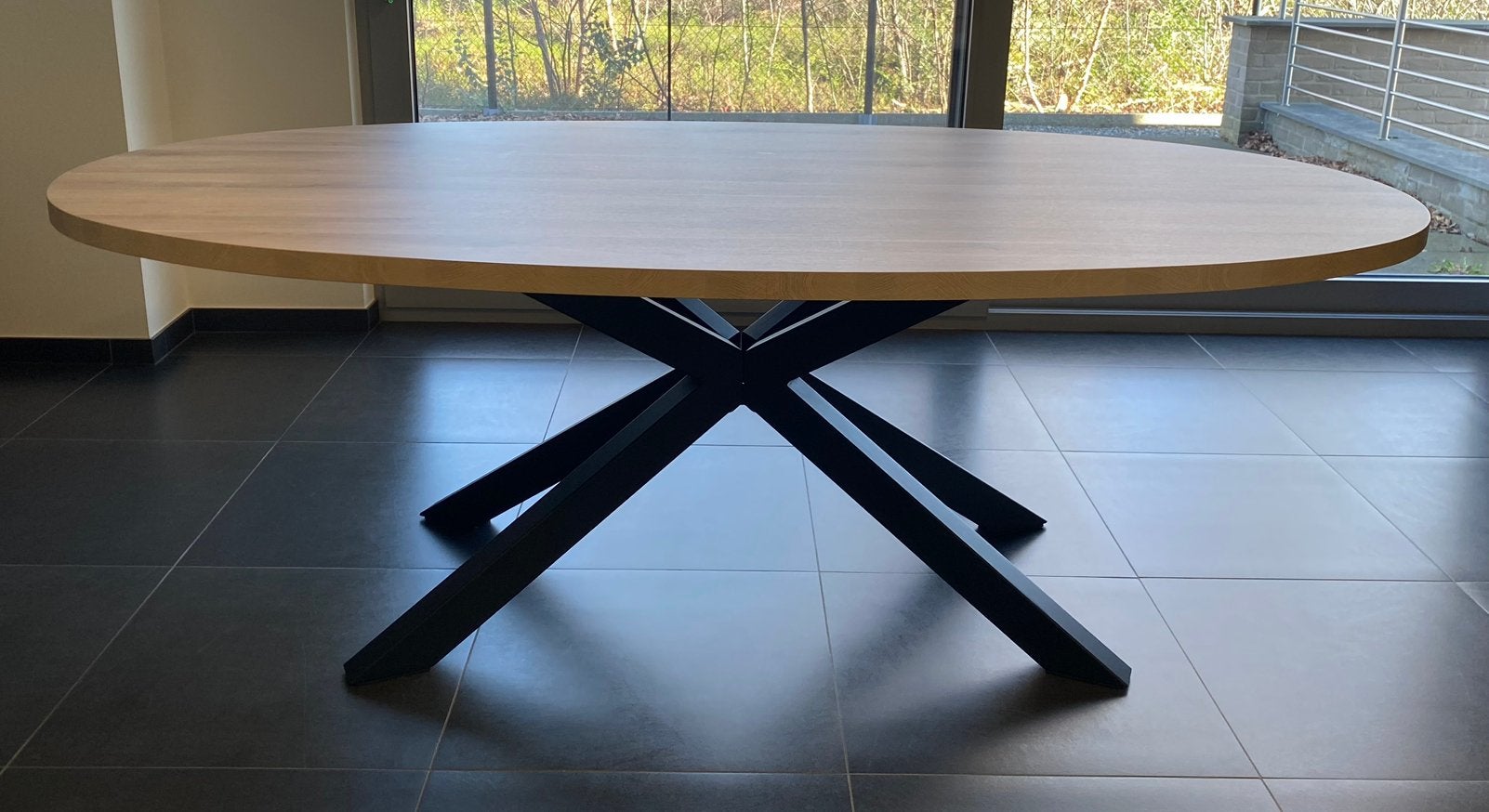 Eetkamertafel, Huis en Inrichting, Tafels | Eettafels, Ophalen, Zo goed als nieuw, Ovaal