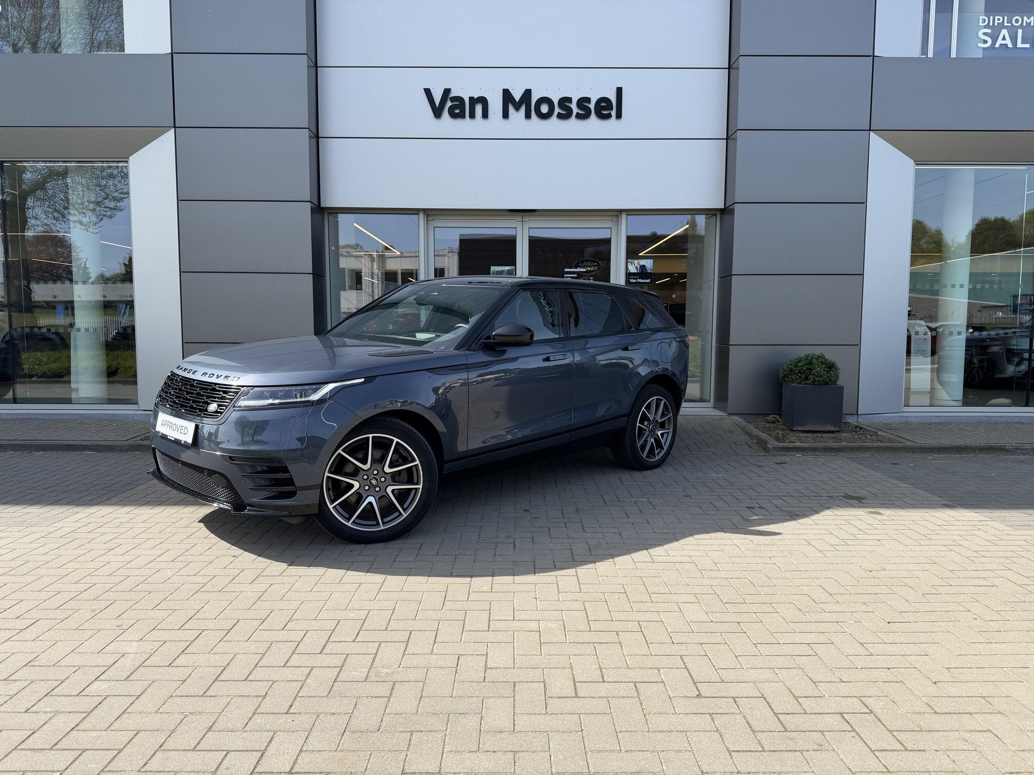 Land Rover Range Rover Velar P400e Dynamic HSE, Autos, Cuir, 42 g/km, Euro 6, Entreprise