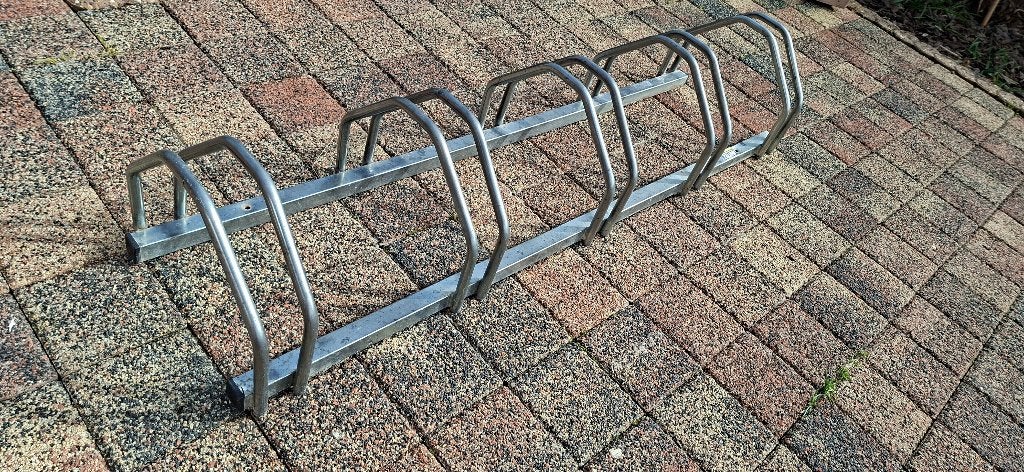 Range vélos, Vélos & Vélomoteurs, Enlèvement, Utilisé