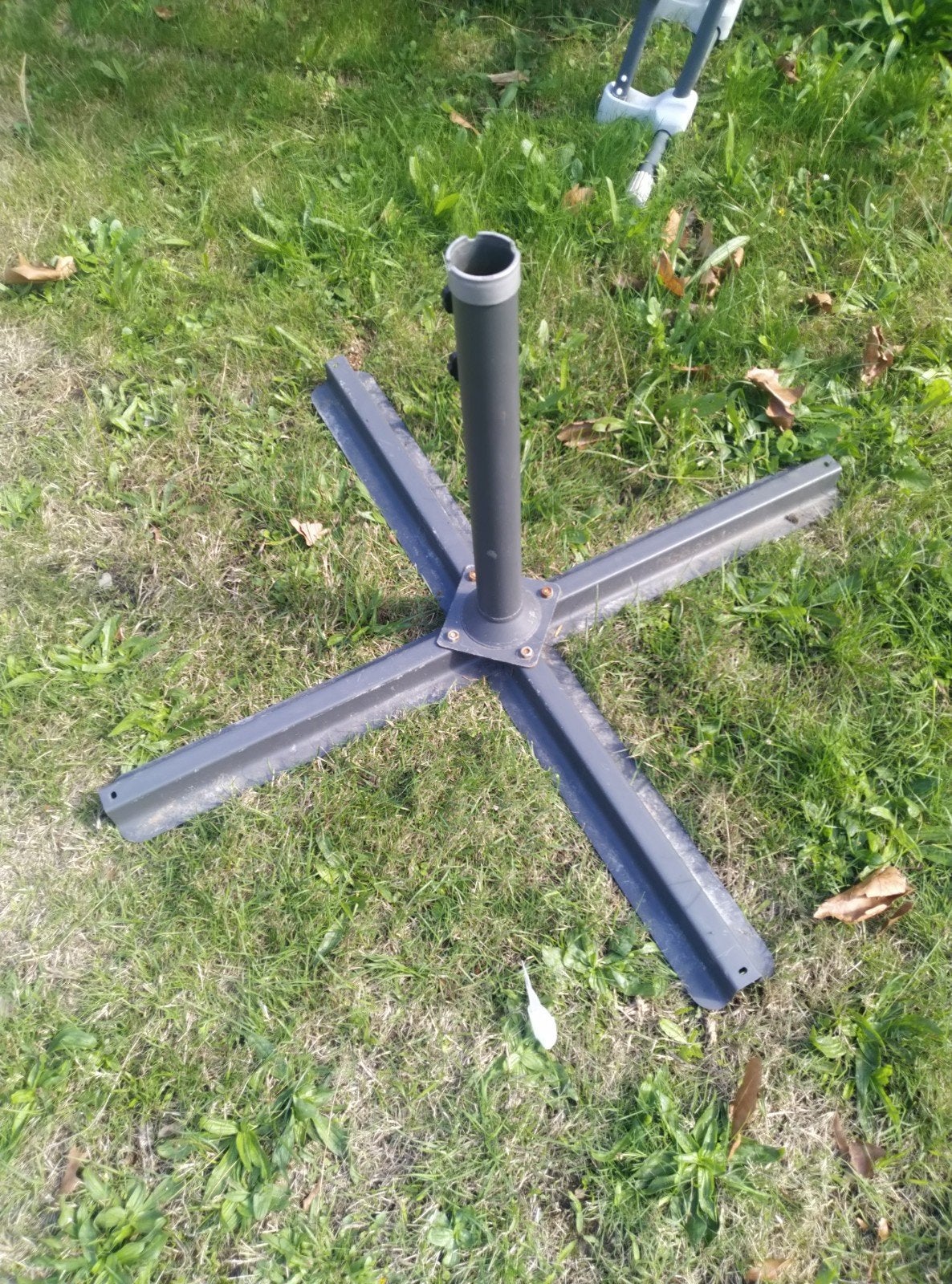 Grote parasolvoet 100 cm breed in goede staat., Ophalen, 1 tot 2 meter, Parasolvoet