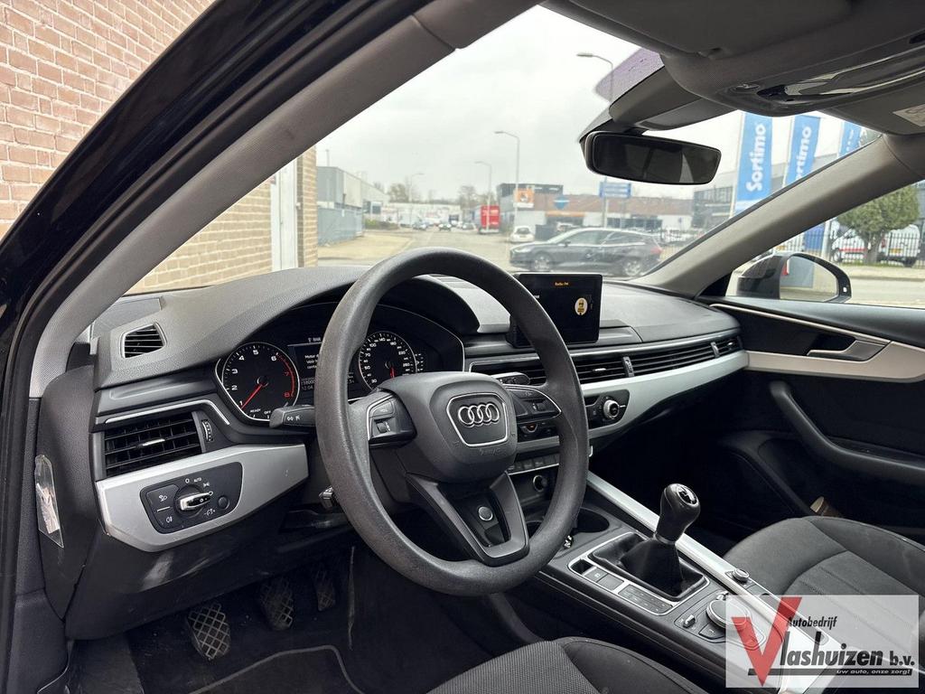 Audi A4 Limousine 1.4 TFSI | € 8.650,- NETTO! | Climate | Cr, Auto's, Zwart, A4, Zwart, Bedrijf
