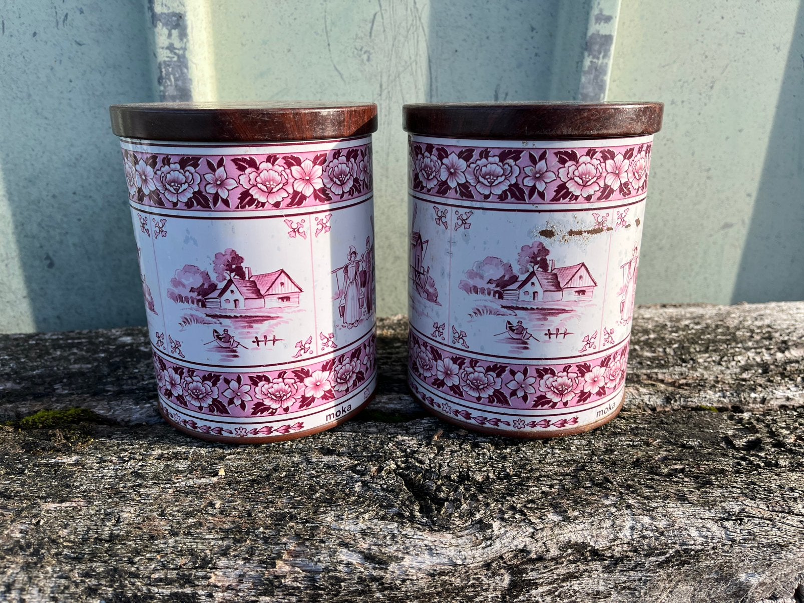 2 oude koffieblikken delfts blauw, Ophalen