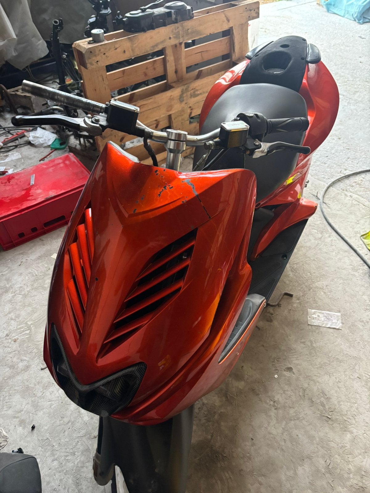 Yamaha aerox a klasse, Fietsen en Brommers, Ophalen, Tweetakt, Gebruikt, Aerox