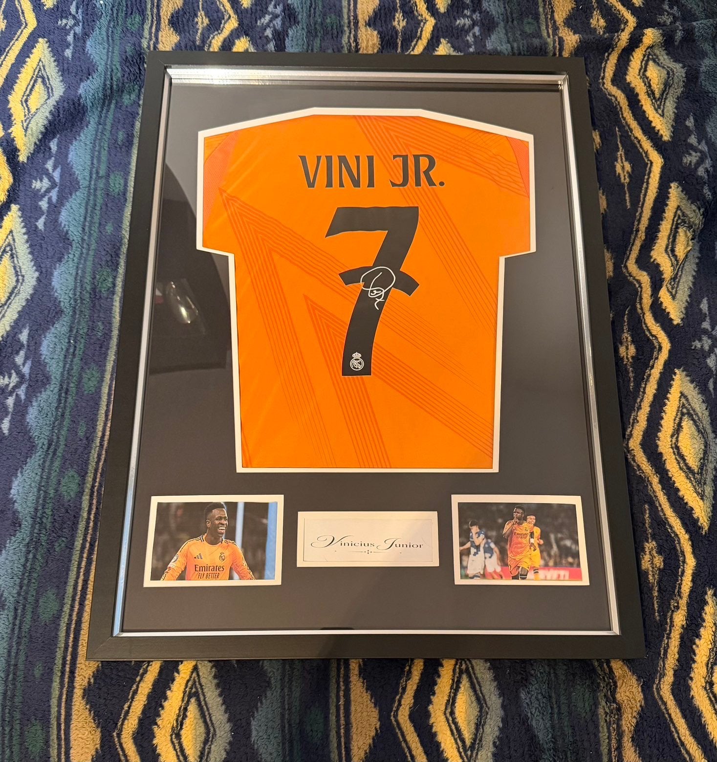 Vinicius signed shirt, Ophalen of Verzenden, Zo goed als nieuw