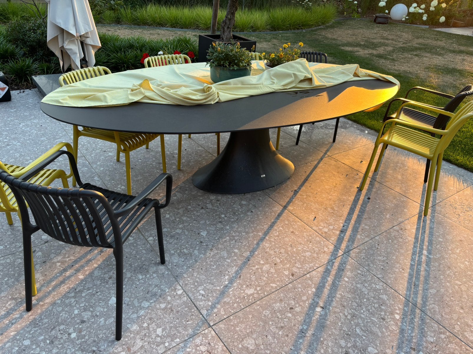 Tuintafel, Tuin en Terras, Ophalen, Zo goed als nieuw