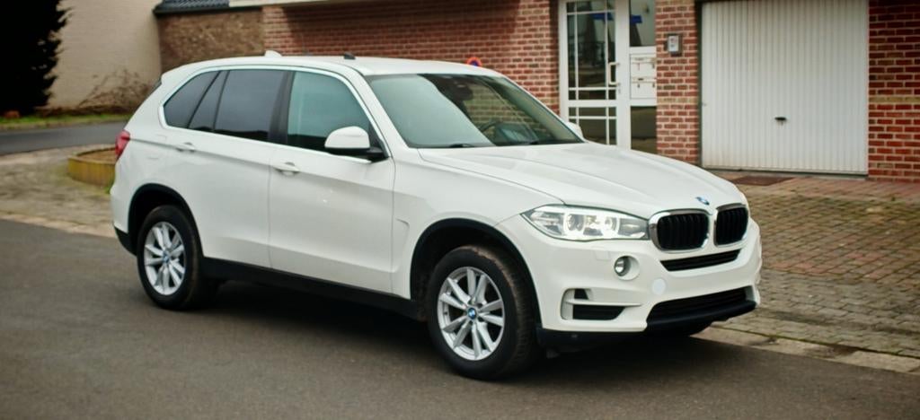 Bmw x5 f15 35i Spot Automatique
Année 2015
184.000KM
Euro 6b, Auto's, BMW, Automaat, Zwart, Leder, Particulier