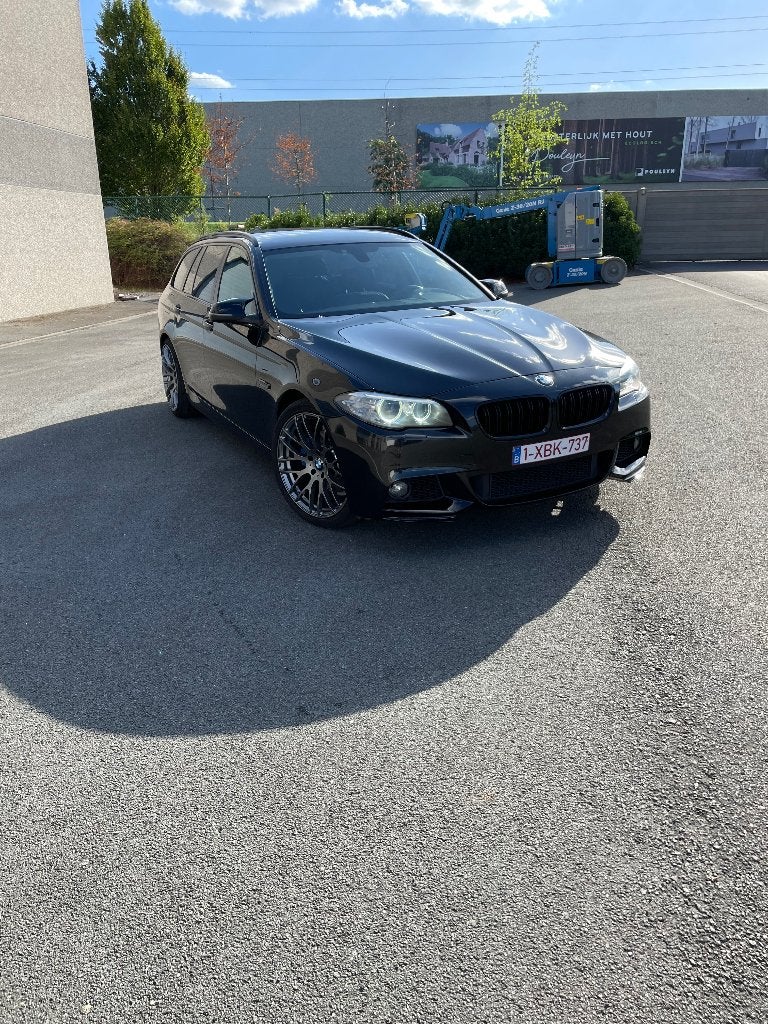 Bmw f11 518d automaat - Euro 6b, Auto's, BMW, Automaat, 4 cilinders, Zwart, Leder