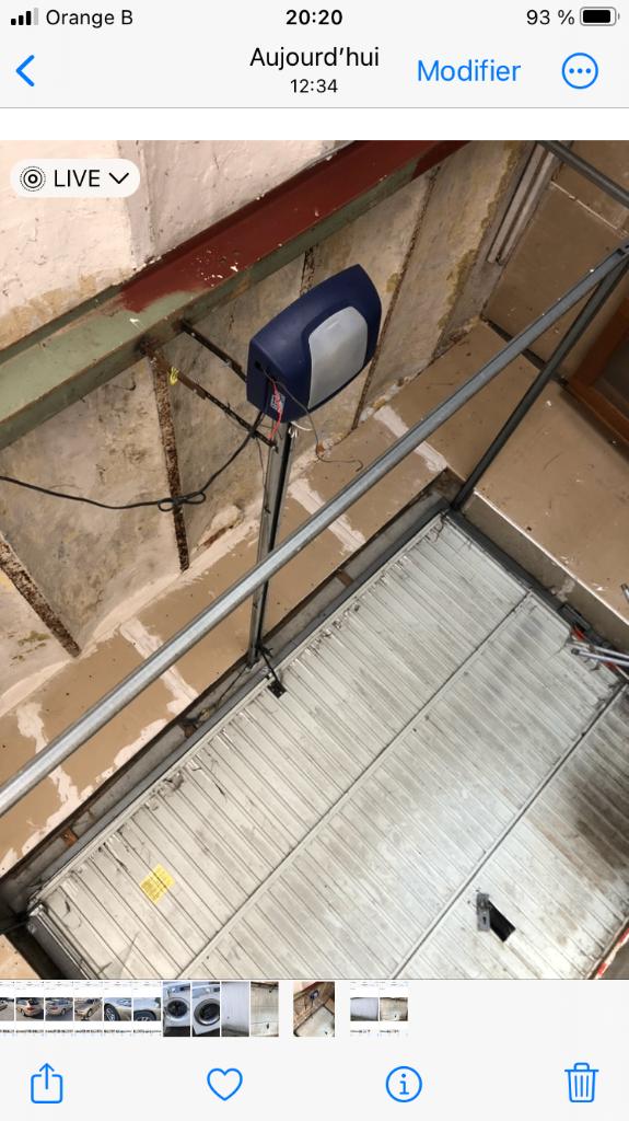 Porte de garage basculante avec motorisation, Bricolage & Construction, Enlèvement