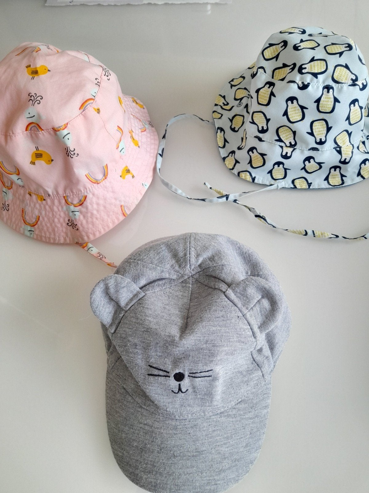 Zonnehoedjes/ petje, Enfants & Bébés, Vêtements de bébé | Casquettes & Chapeaux, Enlèvement, Comme neuf, Garçon ou Fille, Chapeau