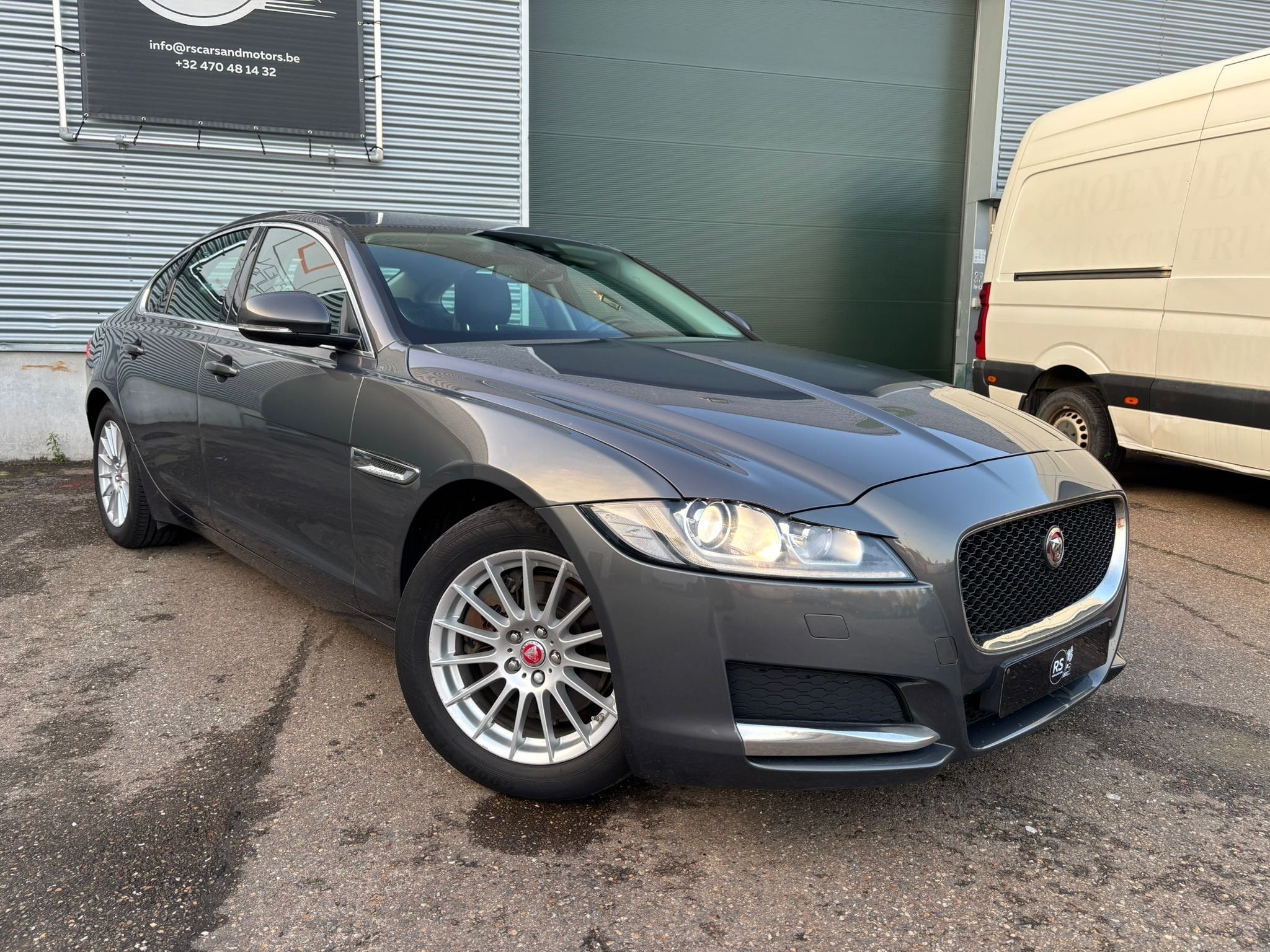 Jaguar XF 2.0d/164dkm/Bwj 2017/Euro 6/Btw Wagen, Voorwielaandrijving, Gebruikt, 4 cilinders, Bedrijf