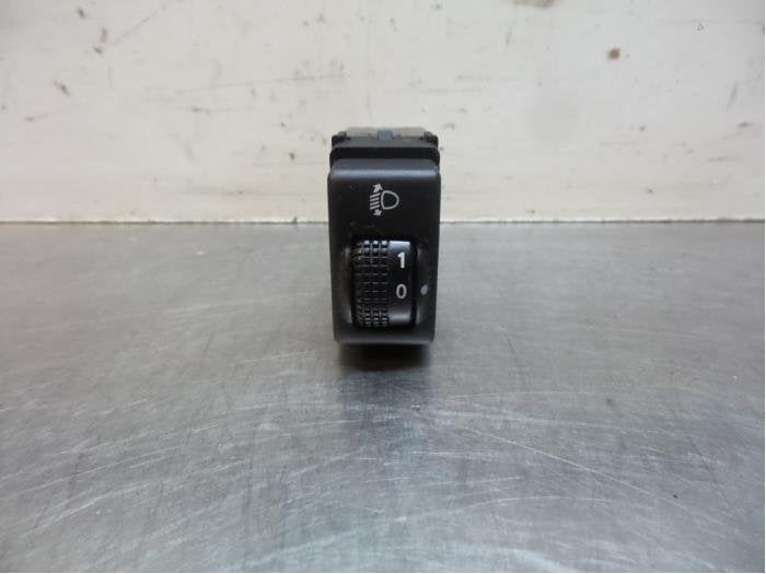 Commutateur phare hauteur réglable d'un Nissan X-Trail (X-T, -, Utilisé, -, Nissan
