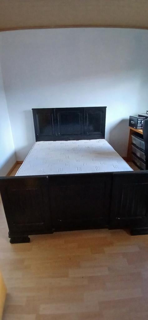 zwart gelakt  bed 1,4 m breed, Huis en Inrichting, Slaapkamer | Bedden, Ophalen, Gebruikt, Tweepersoons, 140 cm