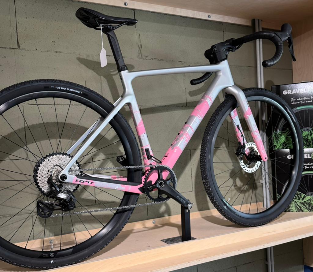 SCOTT ADDICT GRAVEL 30 small, Vélos & Vélomoteurs, Enlèvement, Neuf