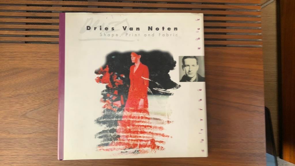 Dries van noten. Shape, print and frabric, Boeken, Ophalen, Zo goed als nieuw