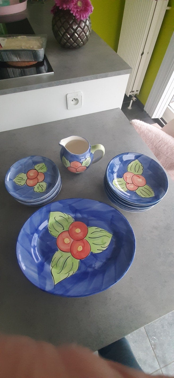 Handgeschilderd chinees aardewerk.
8 diepe borden
8 platte b, Antiek en Kunst, Ophalen