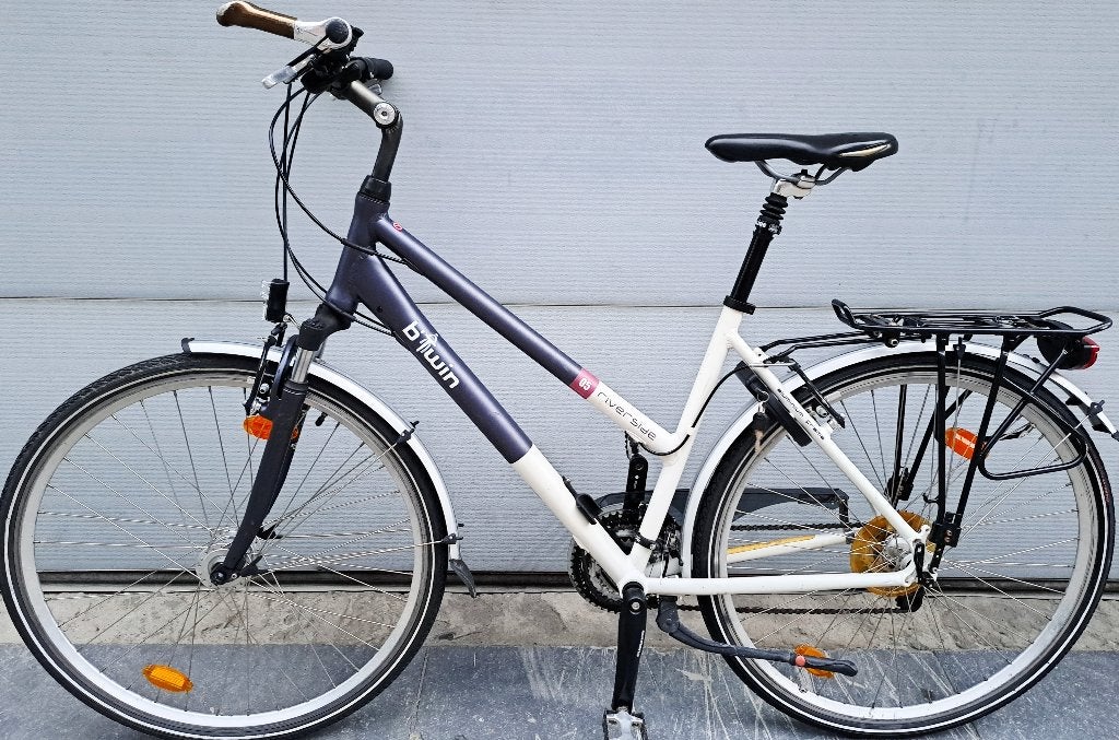 Trekking bike RIVERSIDE 05 très bon état prix180€048981/3734, Frein sur jante, Frein à main, Riverside 05  28pouces, Enlèvement