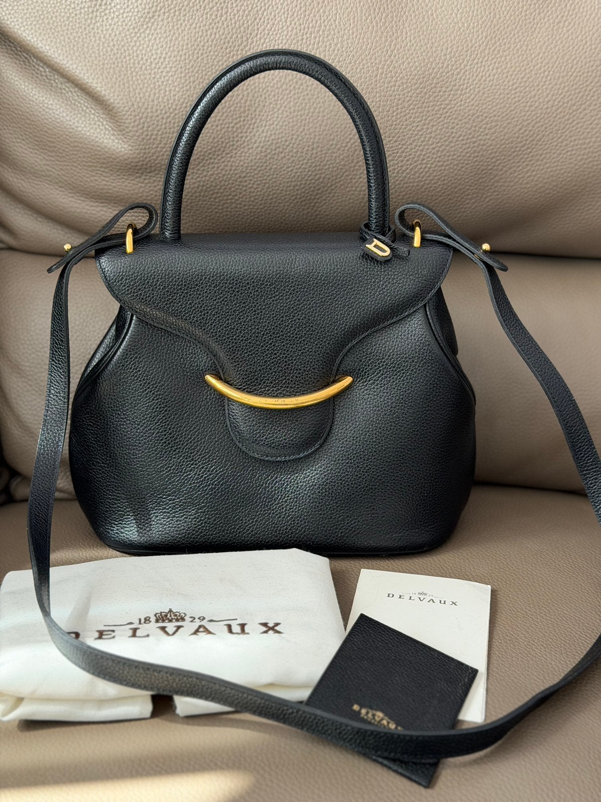 Delvaux Baltimore PM Trotteur noir avec certificat, Handtassen en Accessoires, Ophalen of Verzenden, Zo goed als nieuw, Zwart