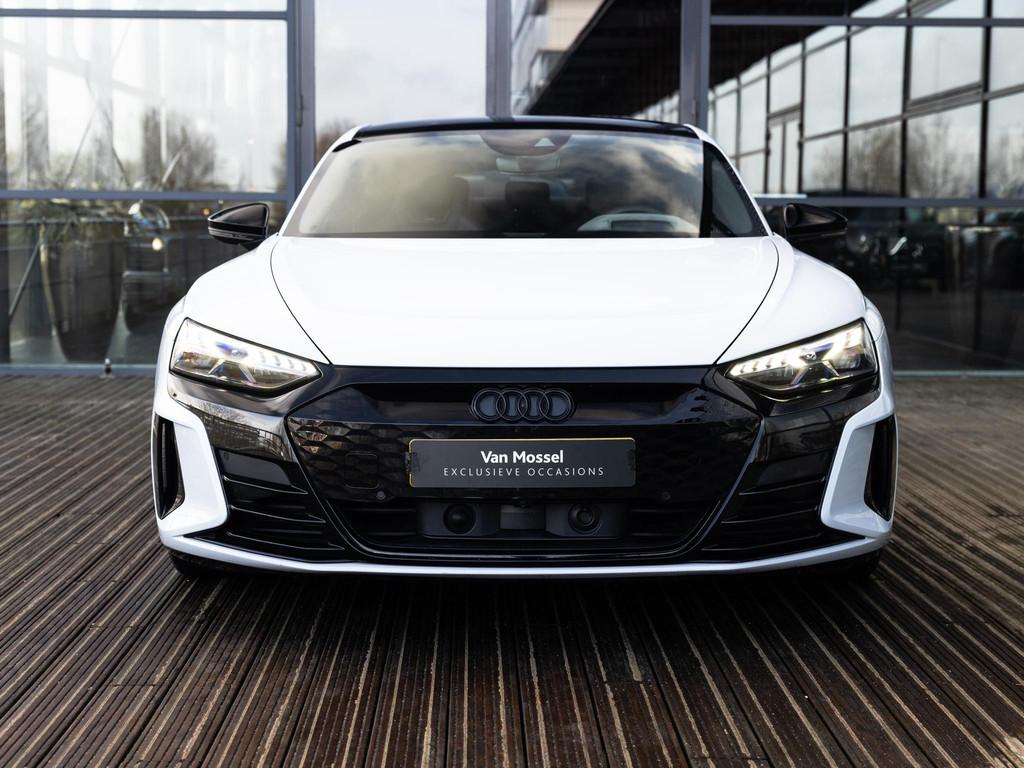 Audi e-tron GT RS 93 kWh | PANORAMADAK | RS STOELEN | STOELV, Auto's, Audi, Automaat, Lichtsensor, Gebruikt, Zwart