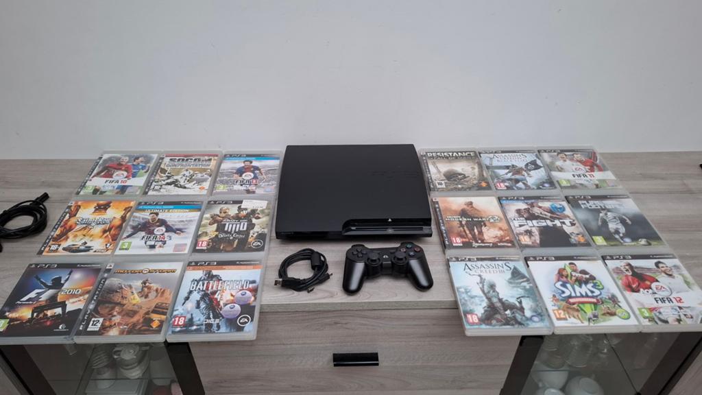 PlayStation 3 slim in zeer goede staat met 18 games, Games en Spelcomputers, Spelcomputers | Sony PlayStation 3, Ophalen of Verzenden