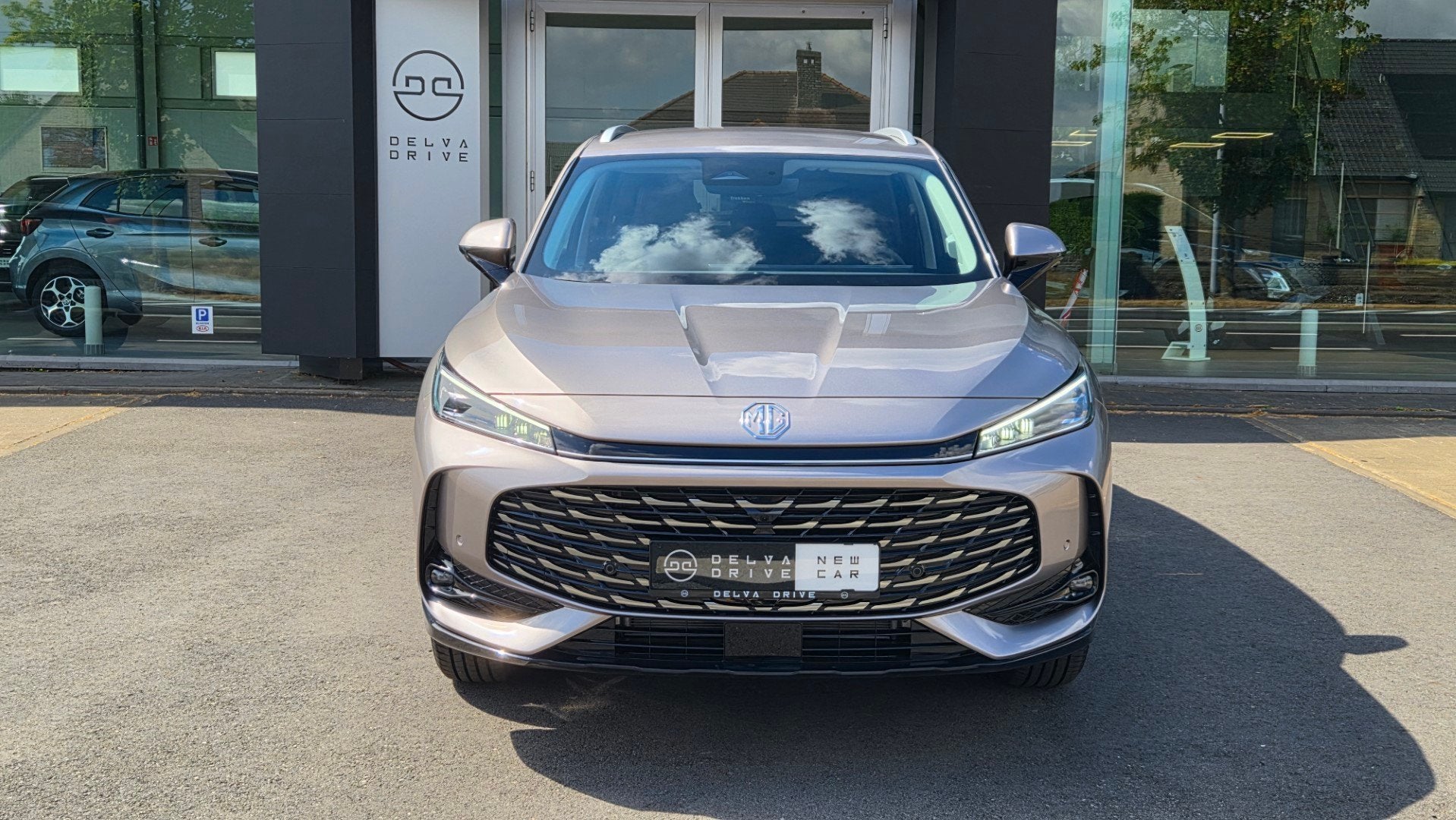 MG HS 1.5 T-GDi HYBRID+  LUXURY (automatique), Autos, Achat, 1496 cm³, 5 portes, 5 places