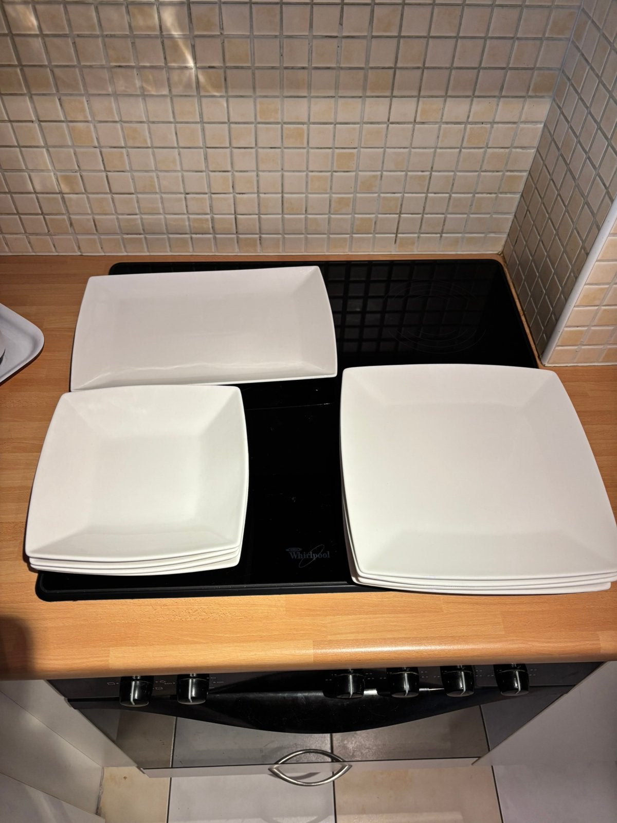 Borden set, Huis en Inrichting, Ophalen, Gebruikt, Bord(en)