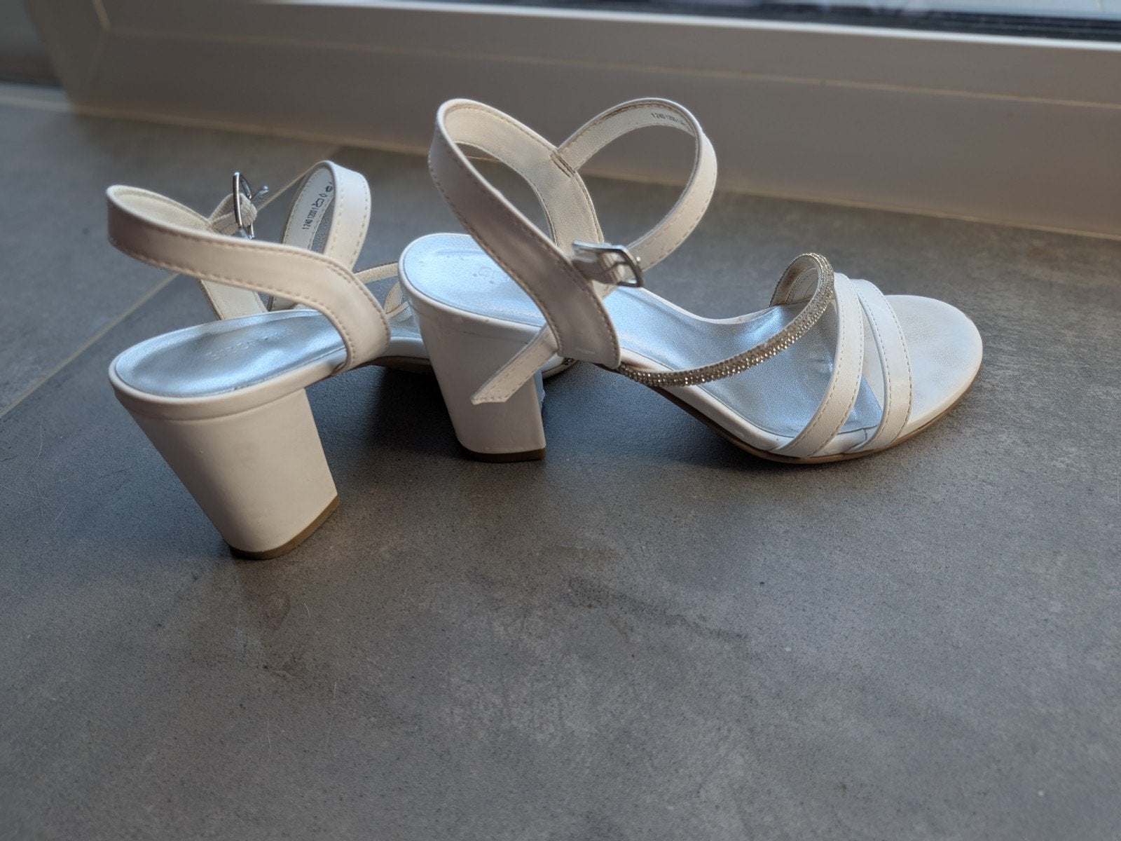 Schoenen trouw, Kinderen en Baby's, Babykleding | Schoentjes en Sokjes, Ophalen
