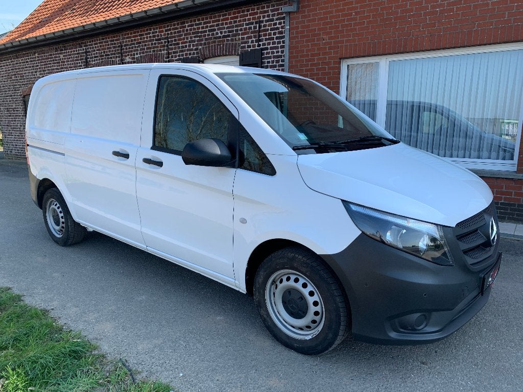 VITO 2.0 CDI MERCEDES MOTOR NAVI/AIRCO/PDC/2023/ZEER NET!, Autos, 75 kW, Achat, Entreprise, Boîte manuelle